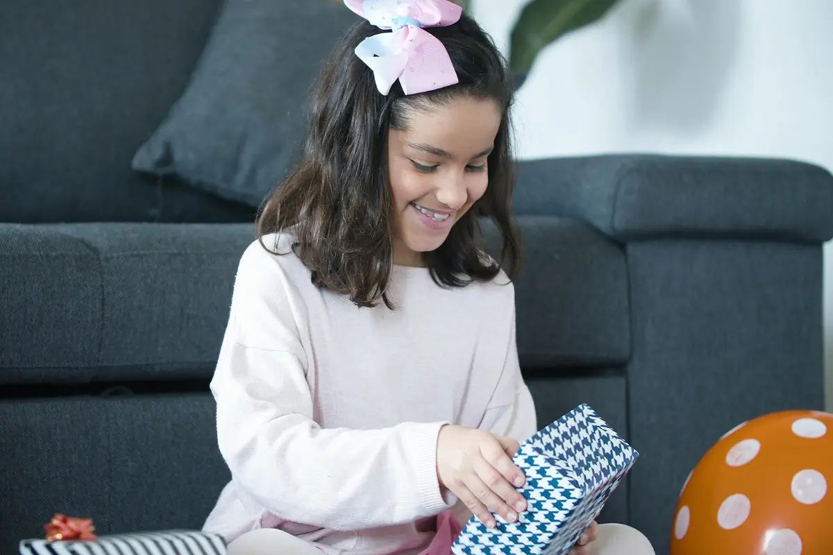 presente dia das crianças menina